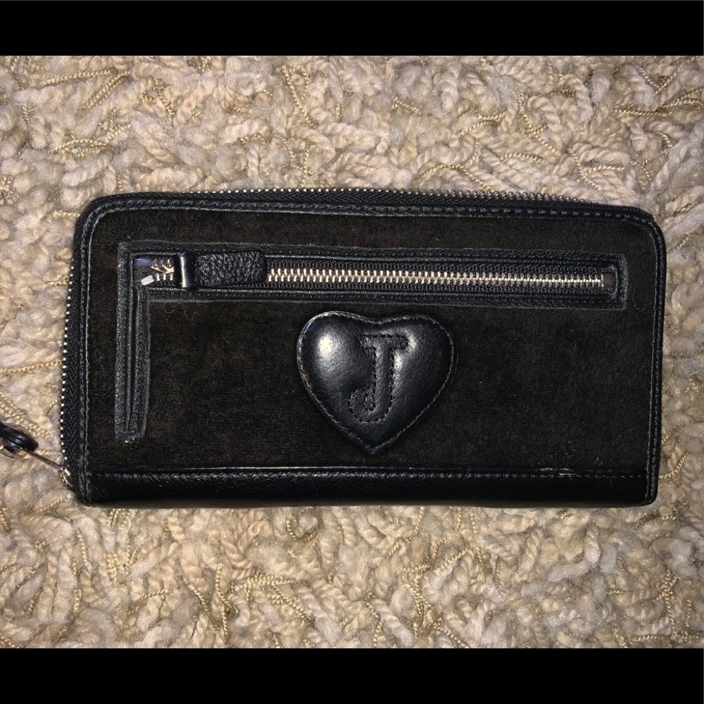 Juicy Couture Black Velour Wallet - Picture 2 of 3